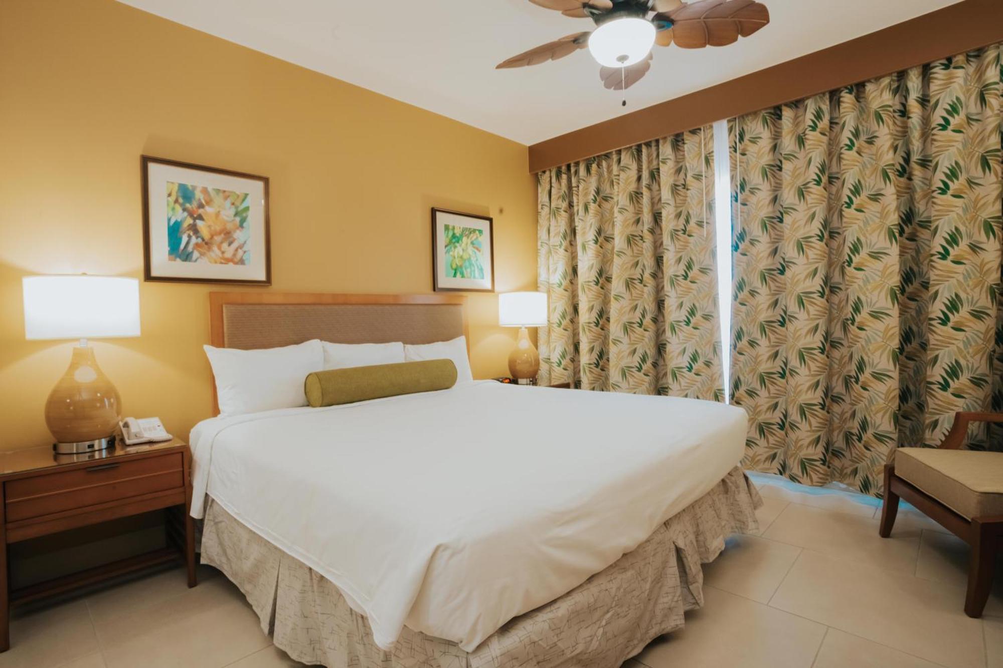 Two-Bedroom Premium Suite,1652763077:JPEG